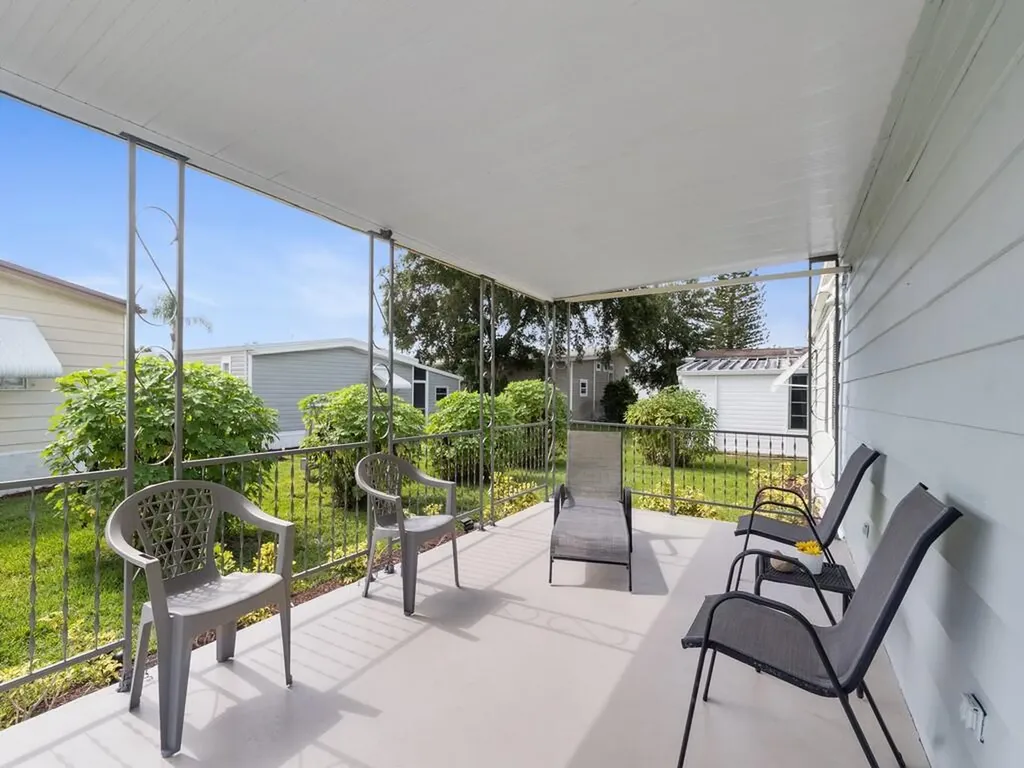 174 NE Emerald Drive Jensen Beach FL 34957