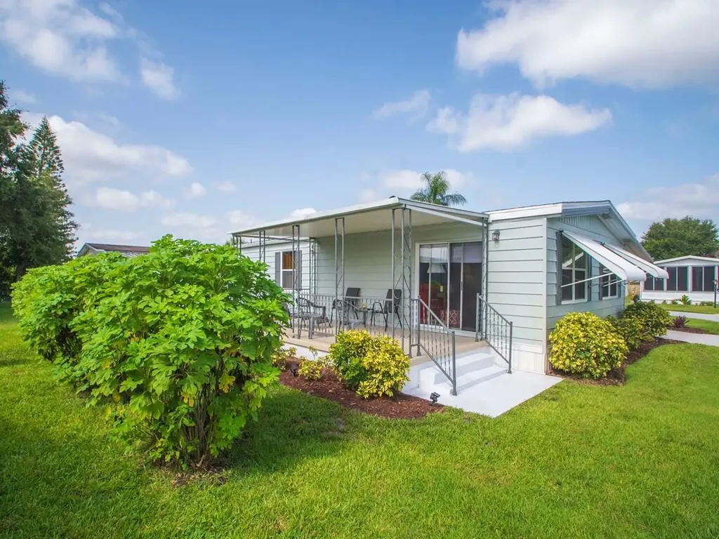174 NE Emerald Drive Jensen Beach FL 34957