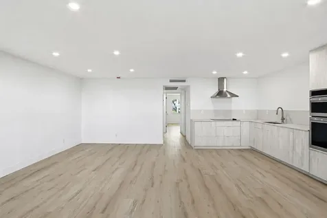 1023 Guildford Boca Raton FL 33434