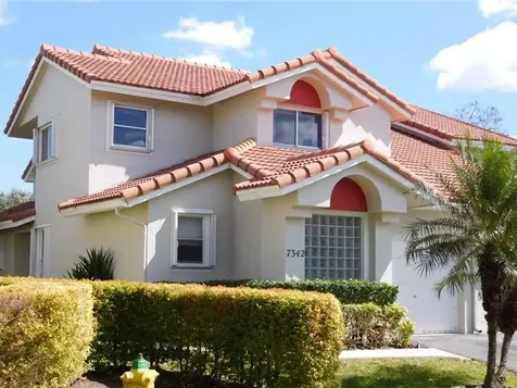 7342 Pinewalk Drive S Margate FL 33063