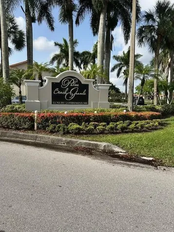 1504 Lake Crystal Drive West Palm Beach FL 33411