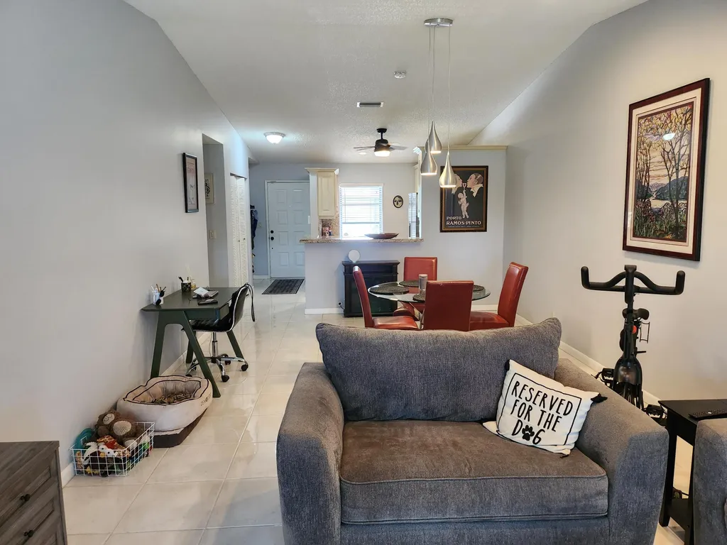 8951 Sunnywood Place Boca Raton FL 33496