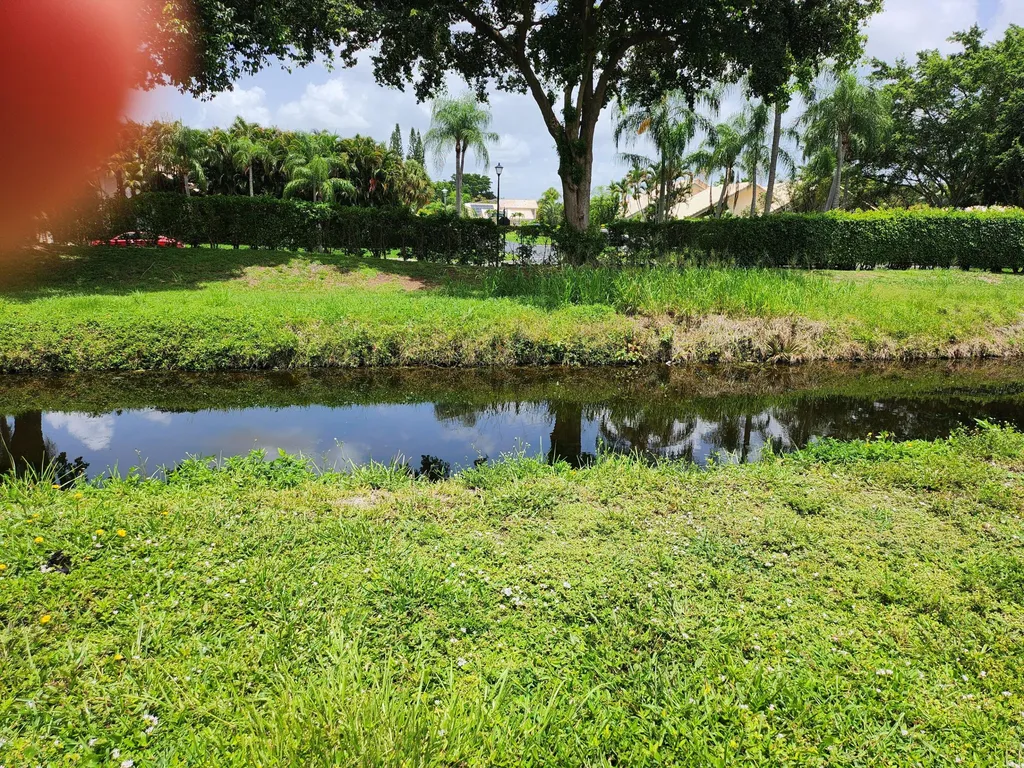 8951 Sunnywood Place Boca Raton FL 33496