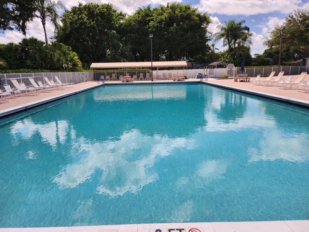 8951 Sunnywood Place Boca Raton FL 33496