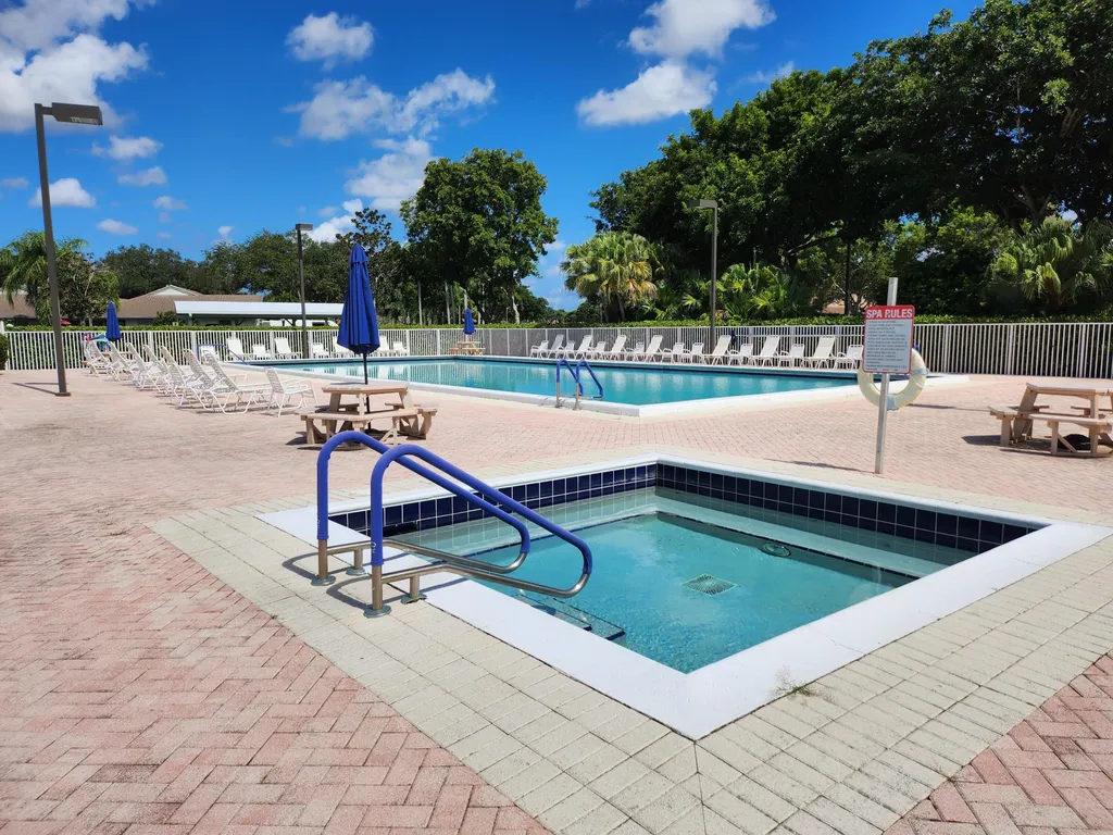 8951 Sunnywood Place Boca Raton FL 33496