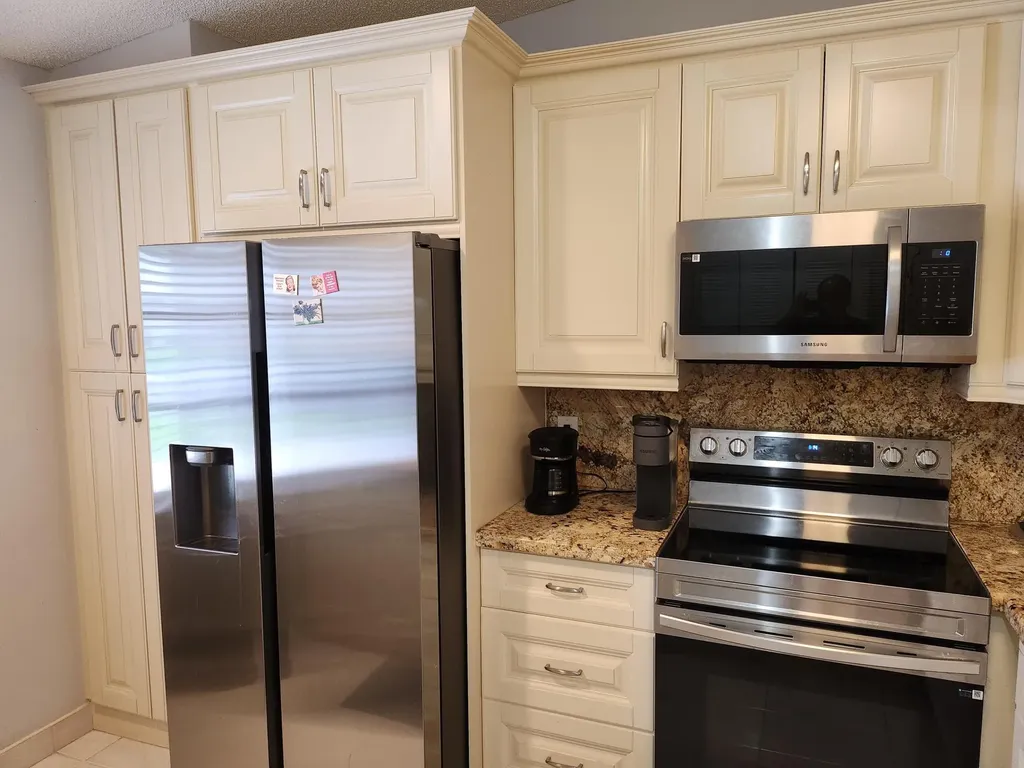 8951 Sunnywood Place Boca Raton FL 33496
