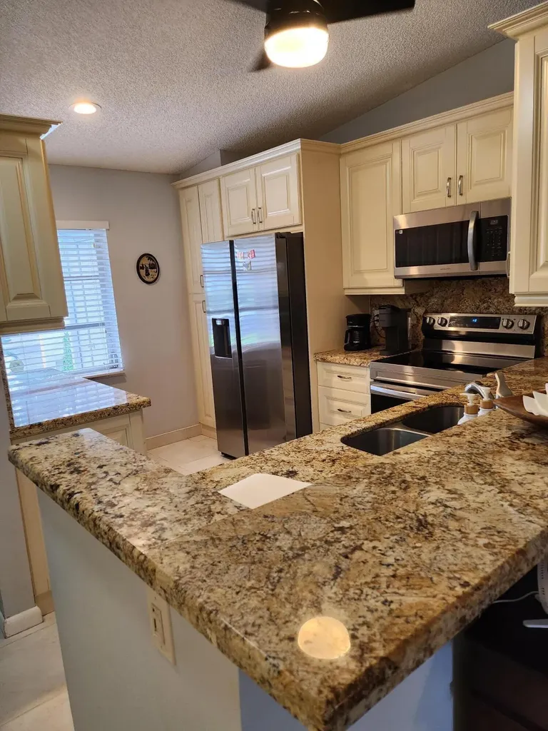 8951 Sunnywood Place Boca Raton FL 33496