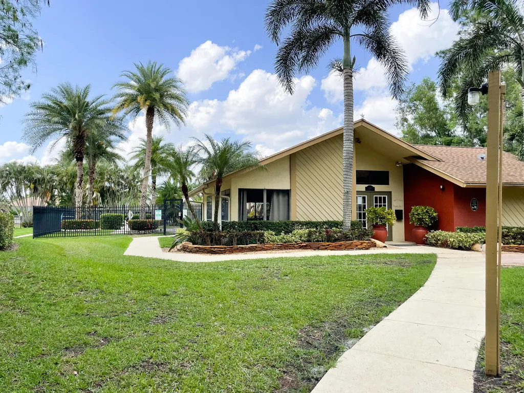 13075 Albright Court Wellington FL 33414