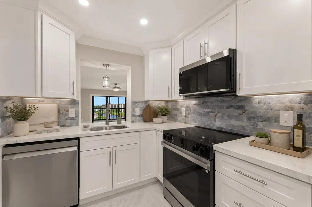 14476 Amberly Lane Delray Beach FL 33446