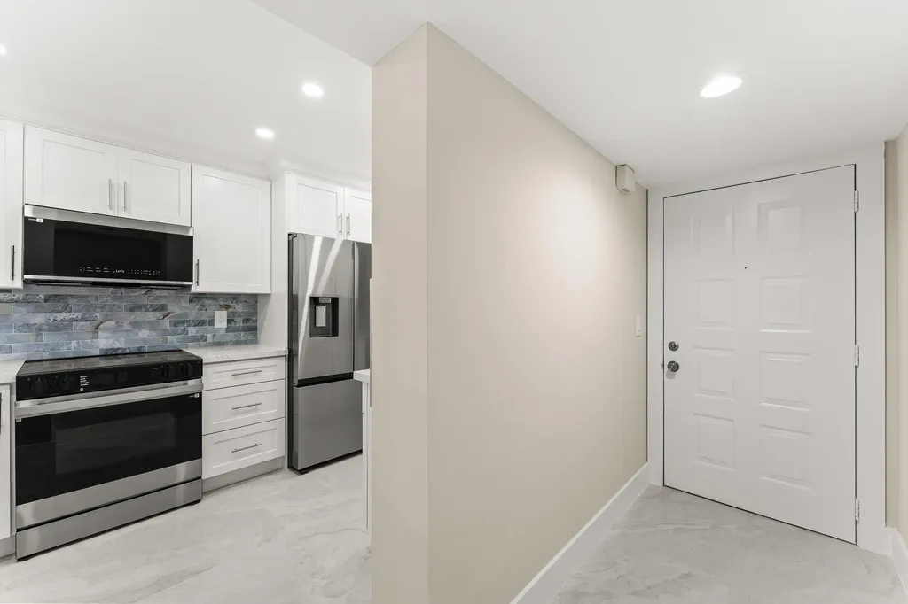 14476 Amberly Lane Delray Beach FL 33446