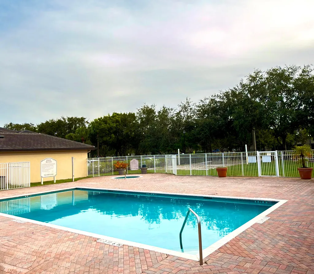 2060 Greenview Shores Boulevard Wellington FL 33414