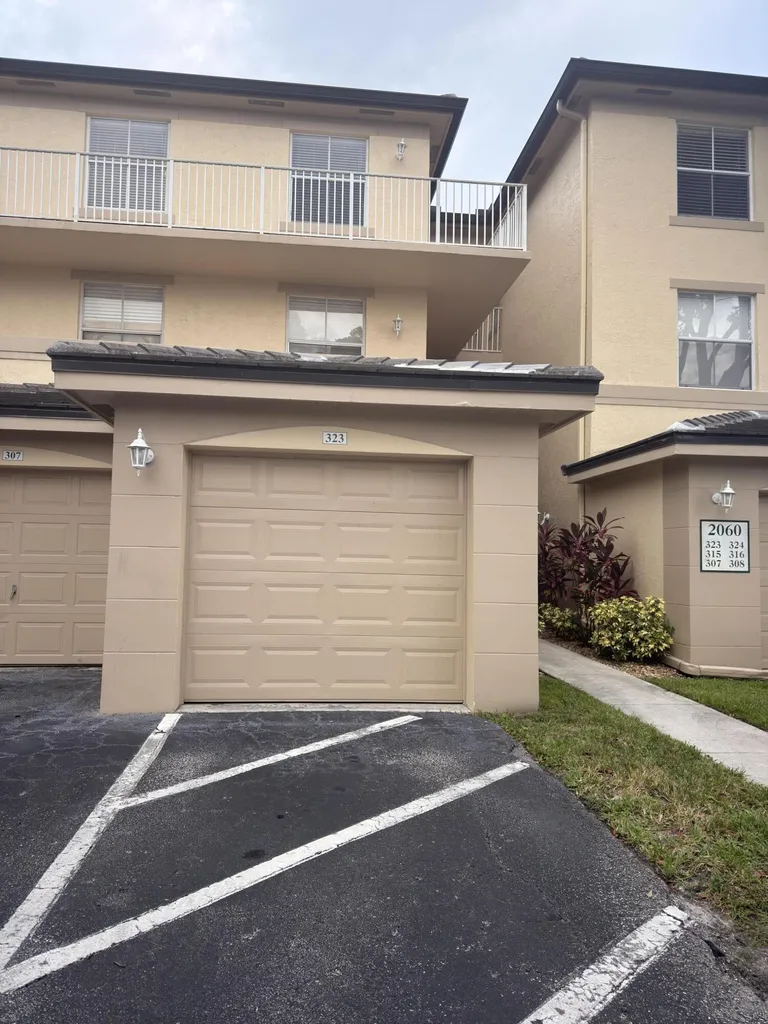 2060 Greenview Shores Boulevard Wellington FL 33414