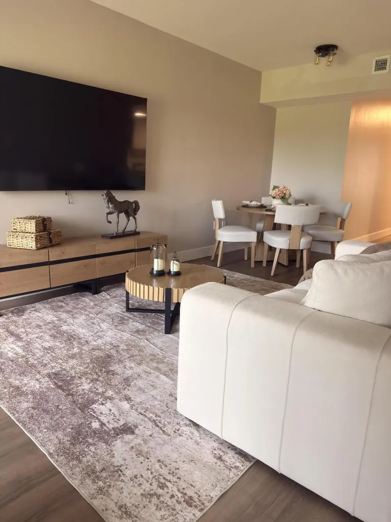 2060 Greenview Shores Boulevard Wellington FL 33414
