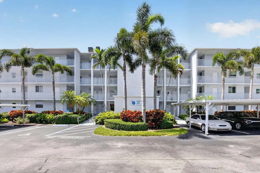 689 NE 6th Court Boynton Beach FL 33435