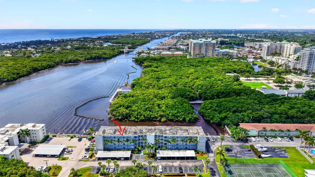 689 NE 6th Court Boynton Beach FL 33435
