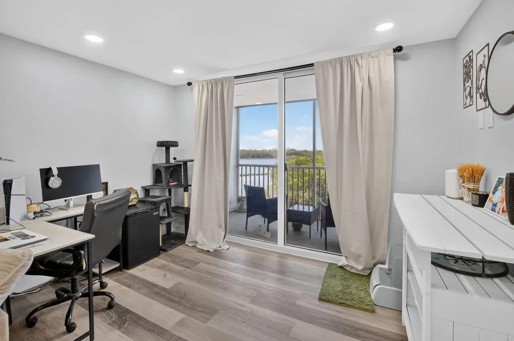 689 NE 6th Court Boynton Beach FL 33435