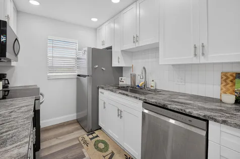 689 NE 6th Court Boynton Beach FL 33435