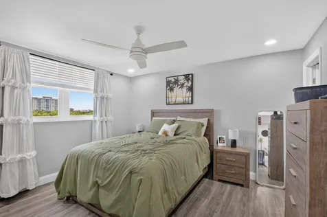 689 NE 6th Court Boynton Beach FL 33435