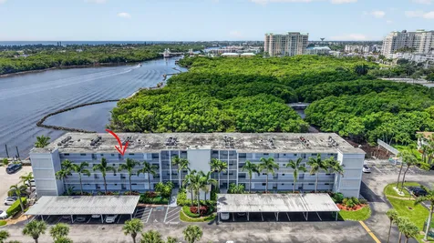 689 NE 6th Court Boynton Beach FL 33435