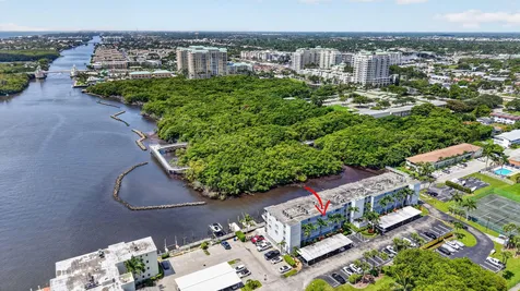 689 NE 6th Court Boynton Beach FL 33435