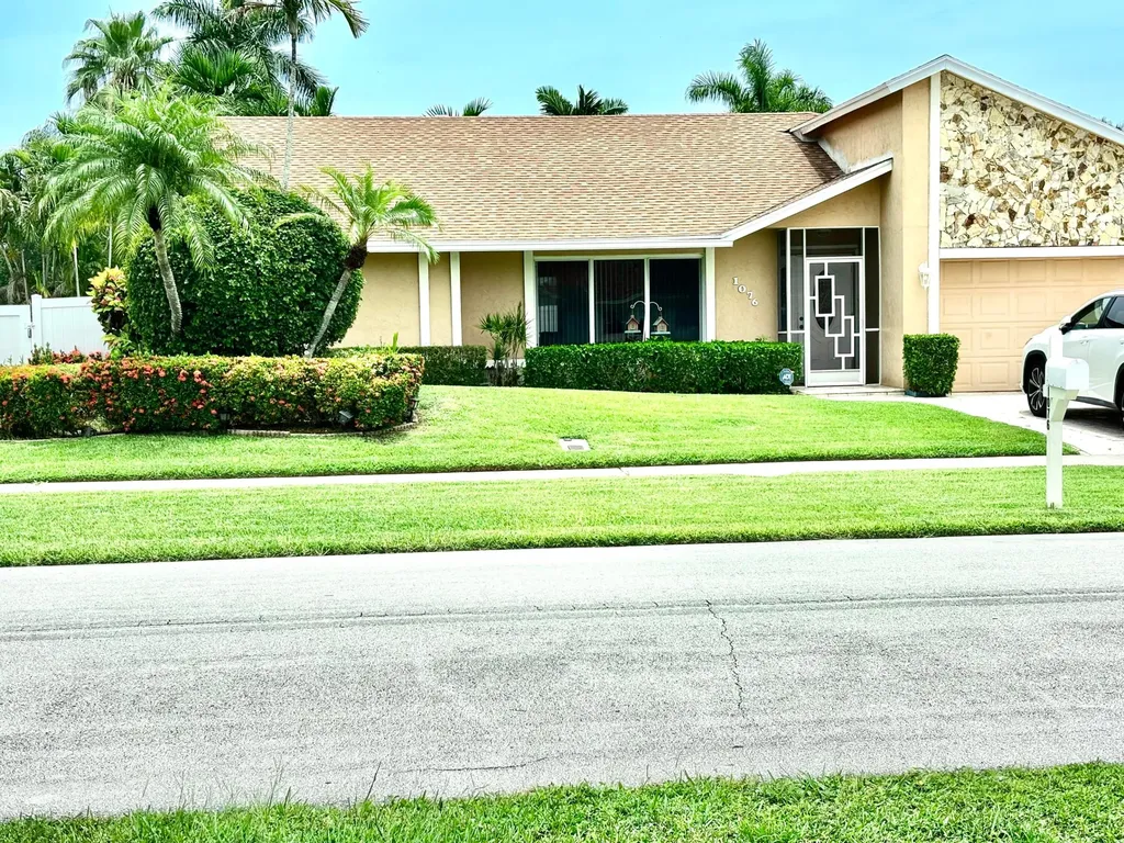 1076 SW 26th Terrace Deerfield Beach FL 33442