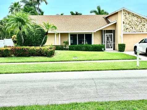 1076 SW 26th Terrace Deerfield Beach FL 33442