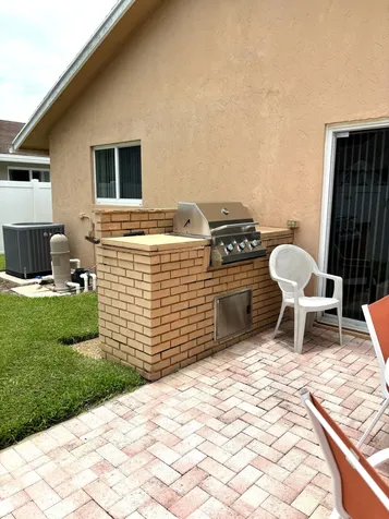 1076 SW 26th Terrace Deerfield Beach FL 33442