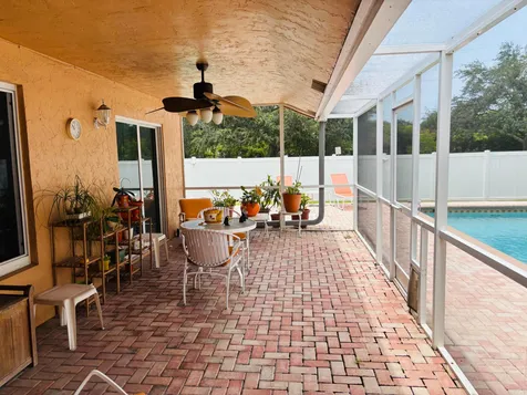 1076 SW 26th Terrace Deerfield Beach FL 33442