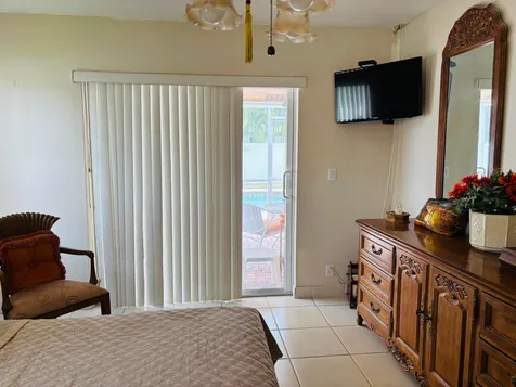 1076 SW 26th Terrace Deerfield Beach FL 33442