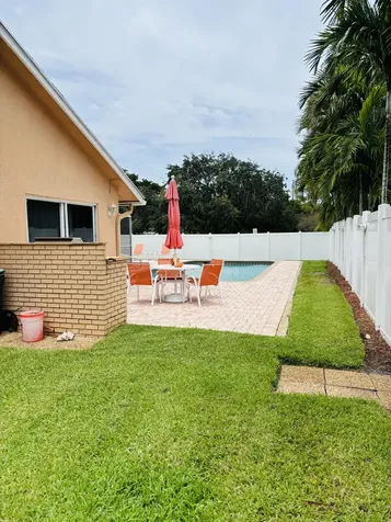 1076 SW 26th Terrace Deerfield Beach FL 33442