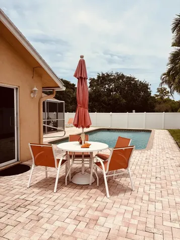 1076 SW 26th Terrace Deerfield Beach FL 33442