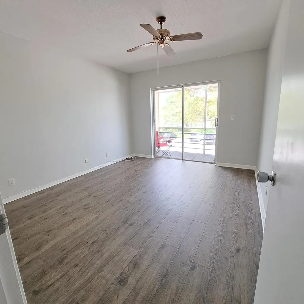 42 Norwich B West Palm Beach FL 33417