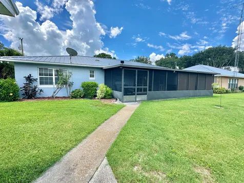126 Lake Francis Drive Lake Placid FL 33852