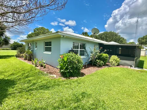 126 Lake Francis Drive Lake Placid FL 33852