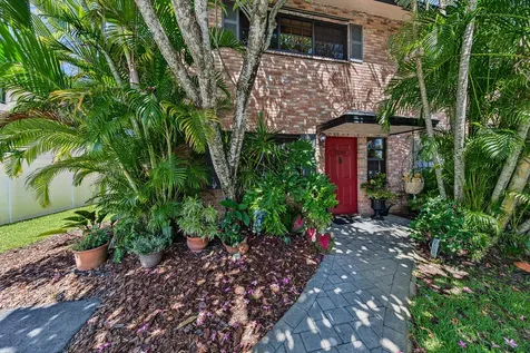 2130 NE 9th Avenue Wilton Manors FL 33305
