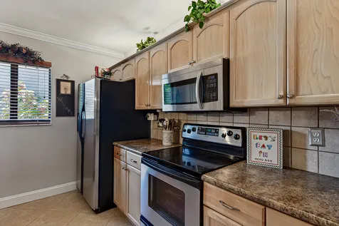2130 NE 9th Avenue Wilton Manors FL 33305