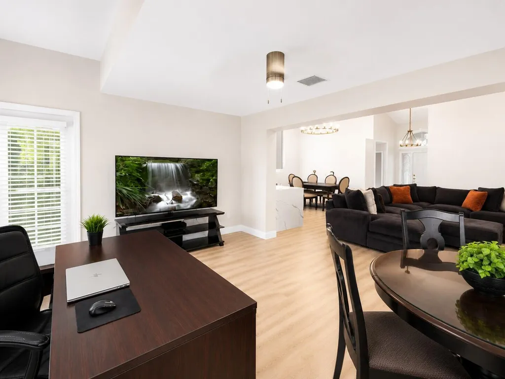 2075 NW 127th Terrace Coral Springs FL 33071