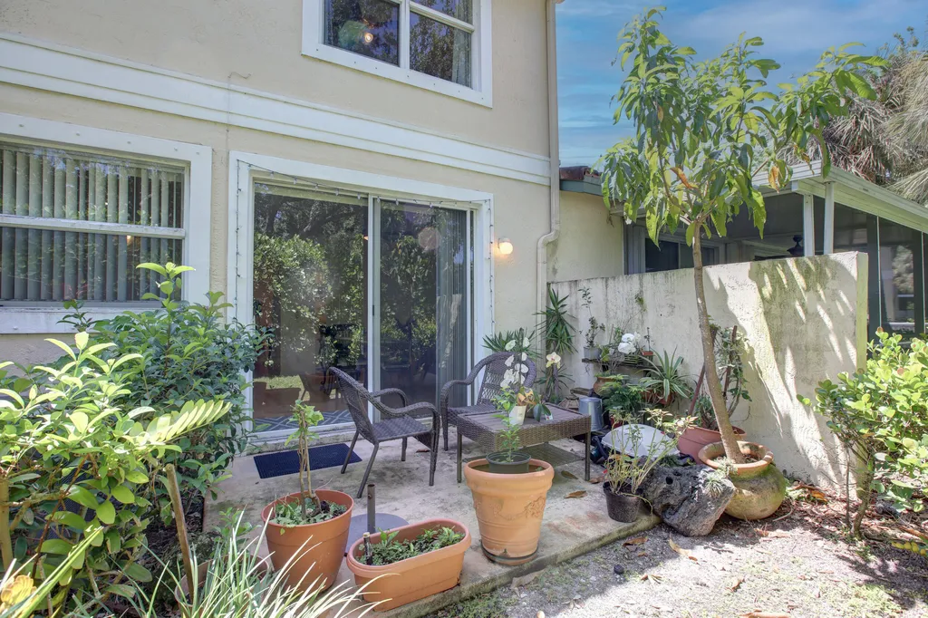 11705 NW 47th Drive Coral Springs FL 33076
