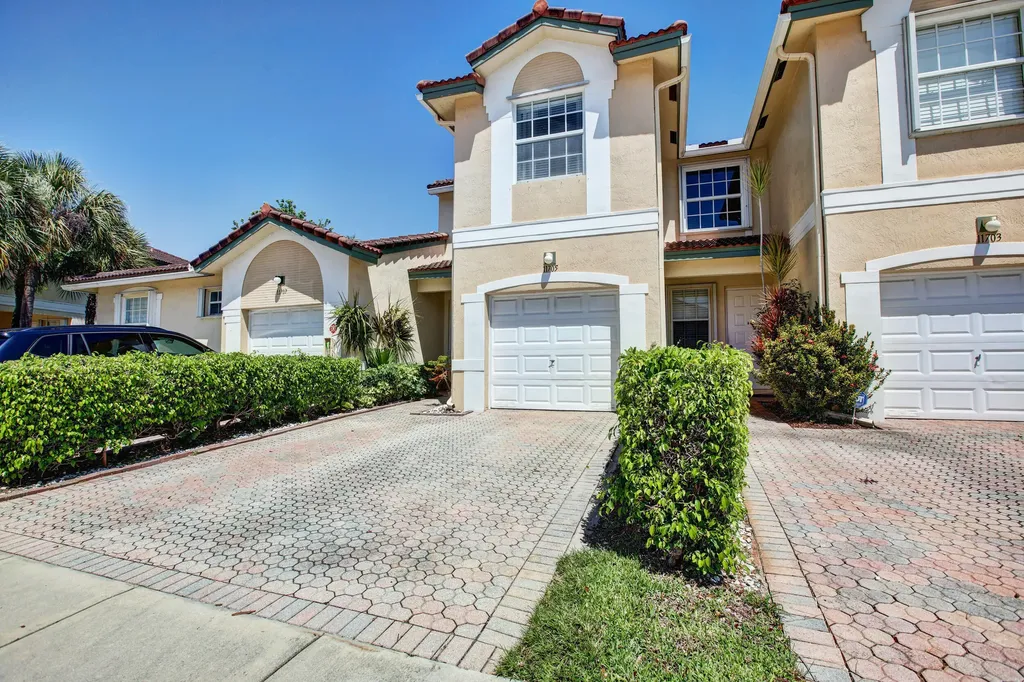 11705 NW 47th Drive Coral Springs FL 33076