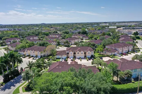 11705 NW 47th Drive Coral Springs FL 33076