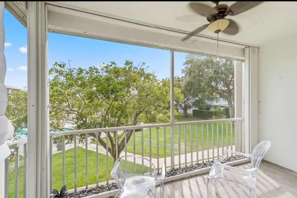 900 SW 12th Street Fort Lauderdale FL 33312