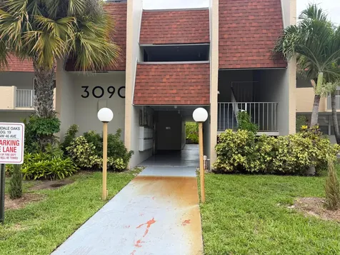 3090 NW 46th Avenue Lauderdale Lakes FL 33313