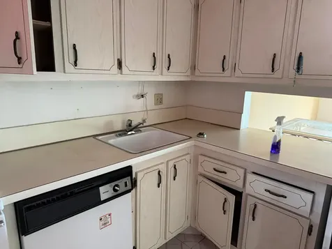 3090 NW 46th Avenue Lauderdale Lakes FL 33313