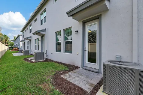 1807 SE Ocean Cove Way Stuart FL 34996