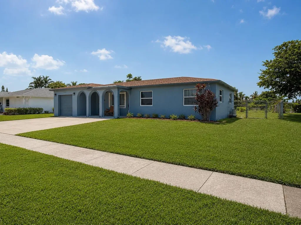 22157 Aquila Street Boca Raton FL 33428