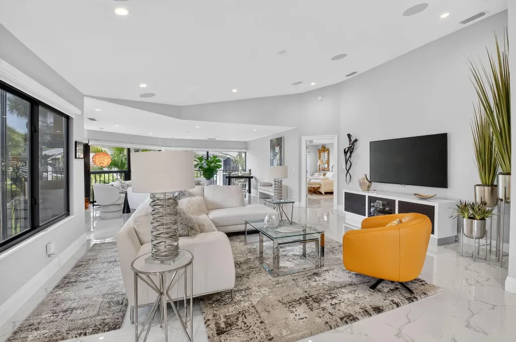 7665 Glendevon Lane Delray Beach FL 33446