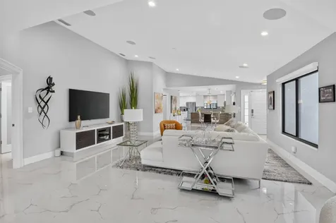 7665 Glendevon Lane Delray Beach FL 33446