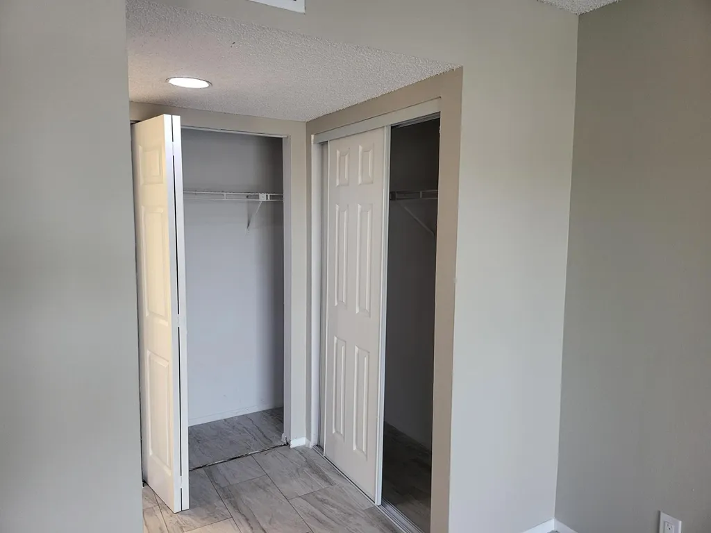 1562 SE Royal Green Circle Port St Lucie FL 34952