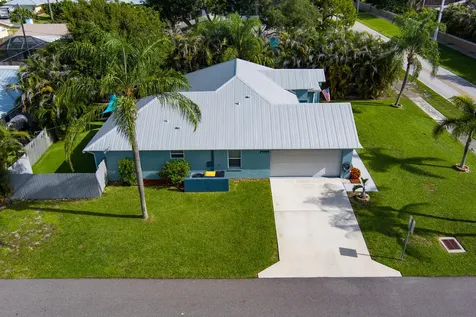 8173 SE Carlton Street Hobe Sound FL 33455