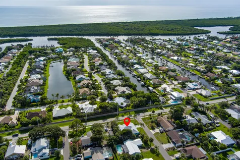8173 SE Carlton Street Hobe Sound FL 33455